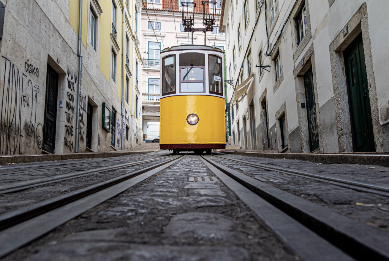 Eletric Line 1 in Porto